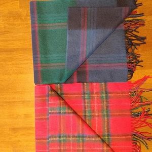 Classic Wool Scarf Set